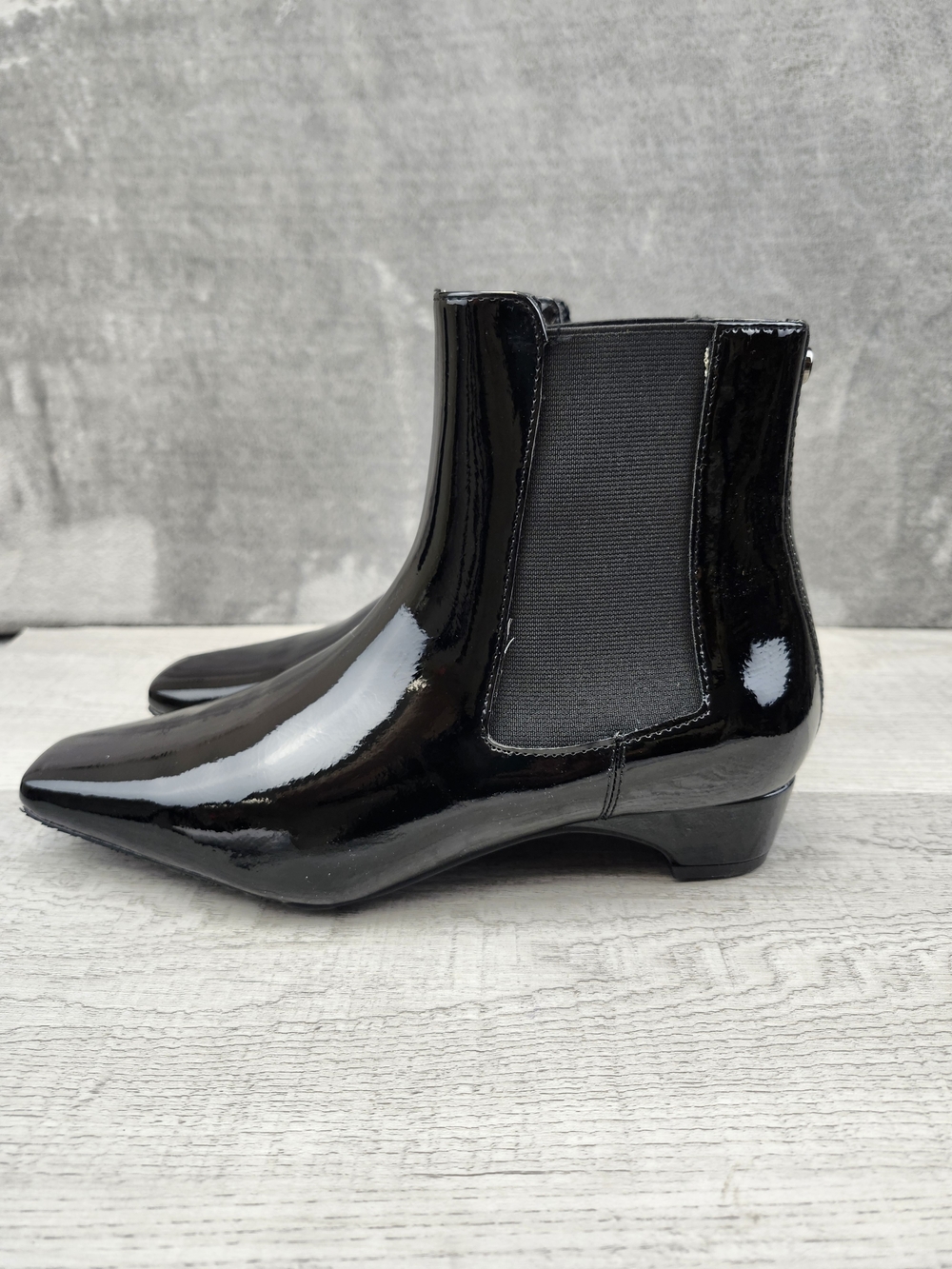 Donald J. Pliner Oleana Black Crinkle Patent Chelsea Boot Size 6.5M NWB